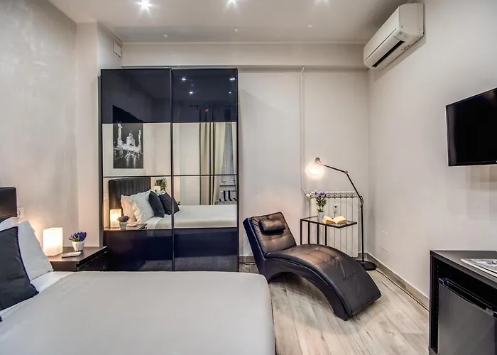 Tacito 23 Luxury Πανσιόν 4*